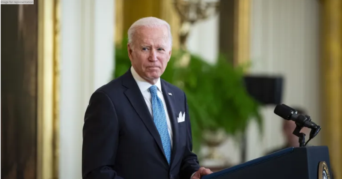 Biden signs USD 40 billion aid package for Ukraine